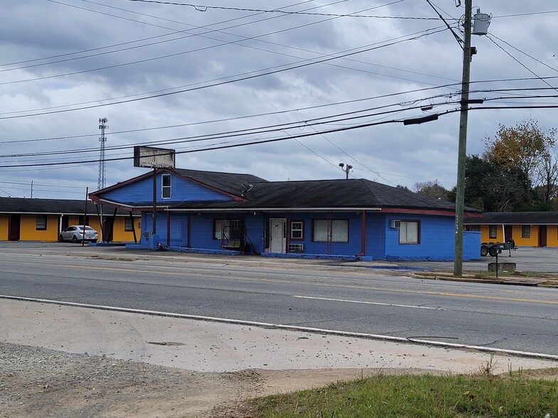 513 Central Dr, East Dublin, GA à vendre - Photo principale – Image 1 sur 15