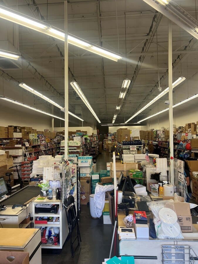 921 N Milliken Ave, Ontario, CA 91764 - Lot A - - Photo intérieure - Image 1 of 10