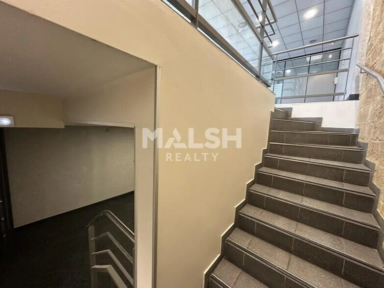 Local commercial dans Vienne à louer - Photo intérieure – Image 3 sur 5