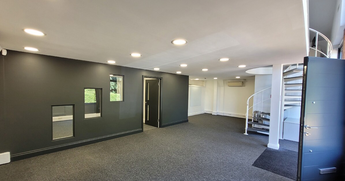Bar Rd, Lolworth, CAM CB23 8DS - Lot 2 - - Photo intérieure - Image 2 of 9
