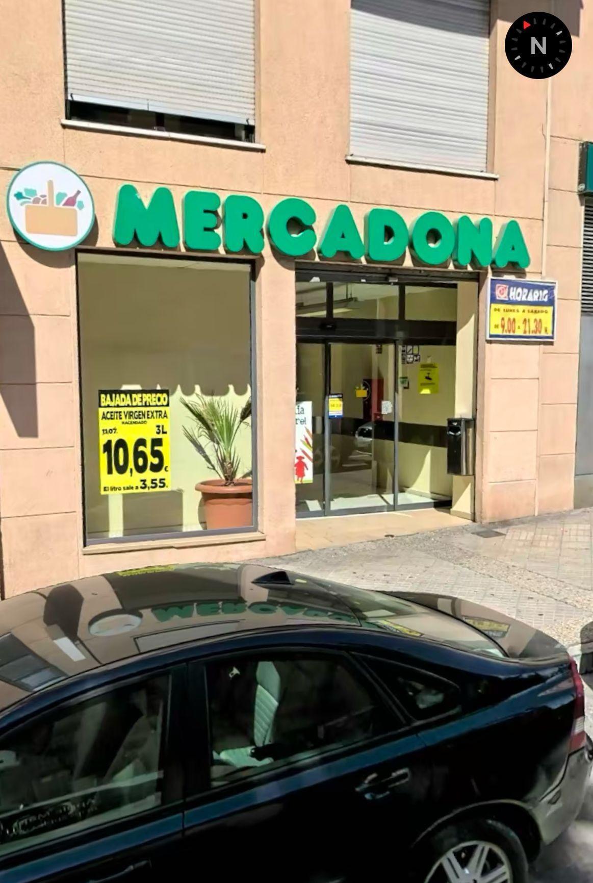 Local commercial dans Granada, Granada à vendre Photo de l’immeuble– Image 1 sur 2