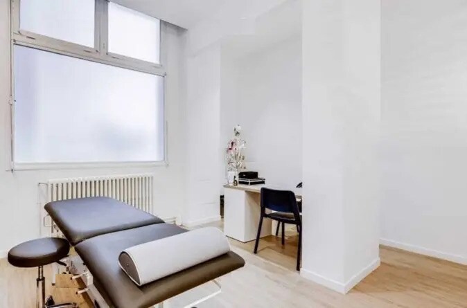 Local commercial dans Paris à vendre - Photo intérieure – Image 2 sur 6