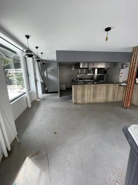 Local commercial dans Paris à louer - Photo de l’immeuble – Image 3 sur 19