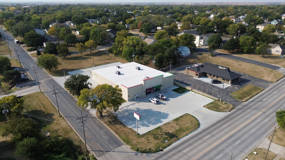 980 State St, Phillipsburg, KS à louer - Photo de l’immeuble – Image 2 sur 3