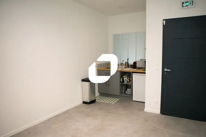 Bureau dans Bagnolet à louer - Photo de l’immeuble – Image 3 sur 10