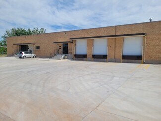 Plus de détails pour 406 Oak St, Wichita Falls, TX - Industriel/Logistique à louer