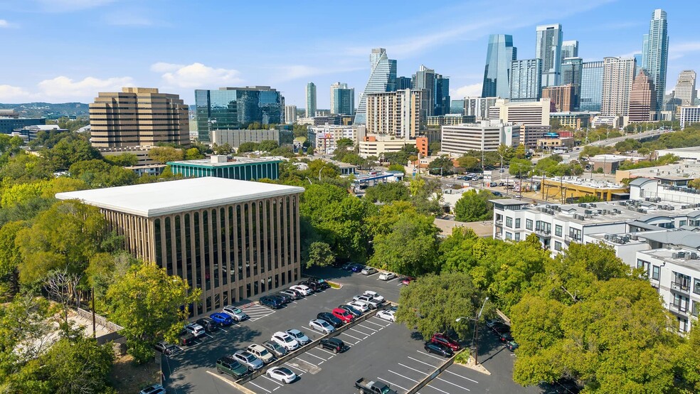 611 S Congress Ave, Austin, TX à louer - Photo principale – Image 1 sur 10