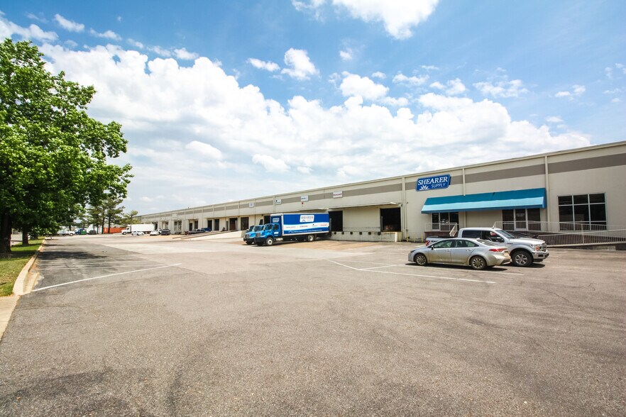 4026-4080 Senator St, Memphis, TN à louer - Photo de l’immeuble – Image 1 sur 5