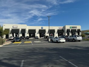 5120-5140 S Decatur Blvd, Las Vegas, NV à louer Photo de l’immeuble– Image 1 sur 2
