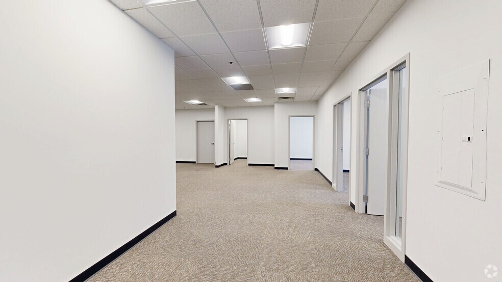 1284 Corporate Center Dr, Eagan, MN à louer - Numérisation 3D Matterport – Image 2 sur 11
