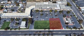Plus de détails pour 113 Louise ave, Manteca, CA - Terrain à louer