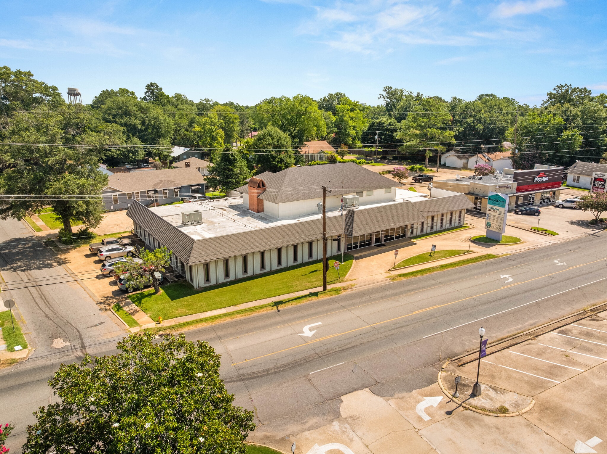 816 University Pky, Natchitoches, LA à vendre Photo principale– Image 1 sur 47