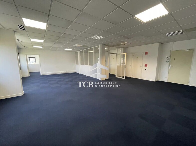 Bureau dans Saint-Herblain à louer - Photo de l’immeuble – Image 3 sur 9