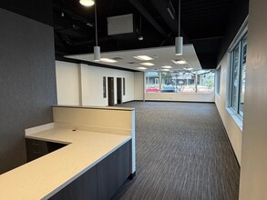 411 W Main St, Round Rock, TX à louer Photo intérieure– Image 2 sur 5