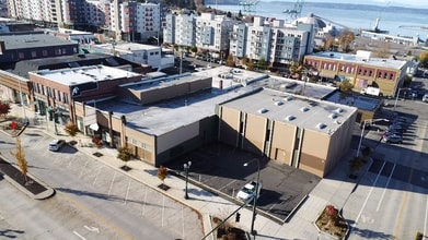 2812 Rucker Ave, Everett, WA à louer Photo de l’immeuble– Image 2 sur 17