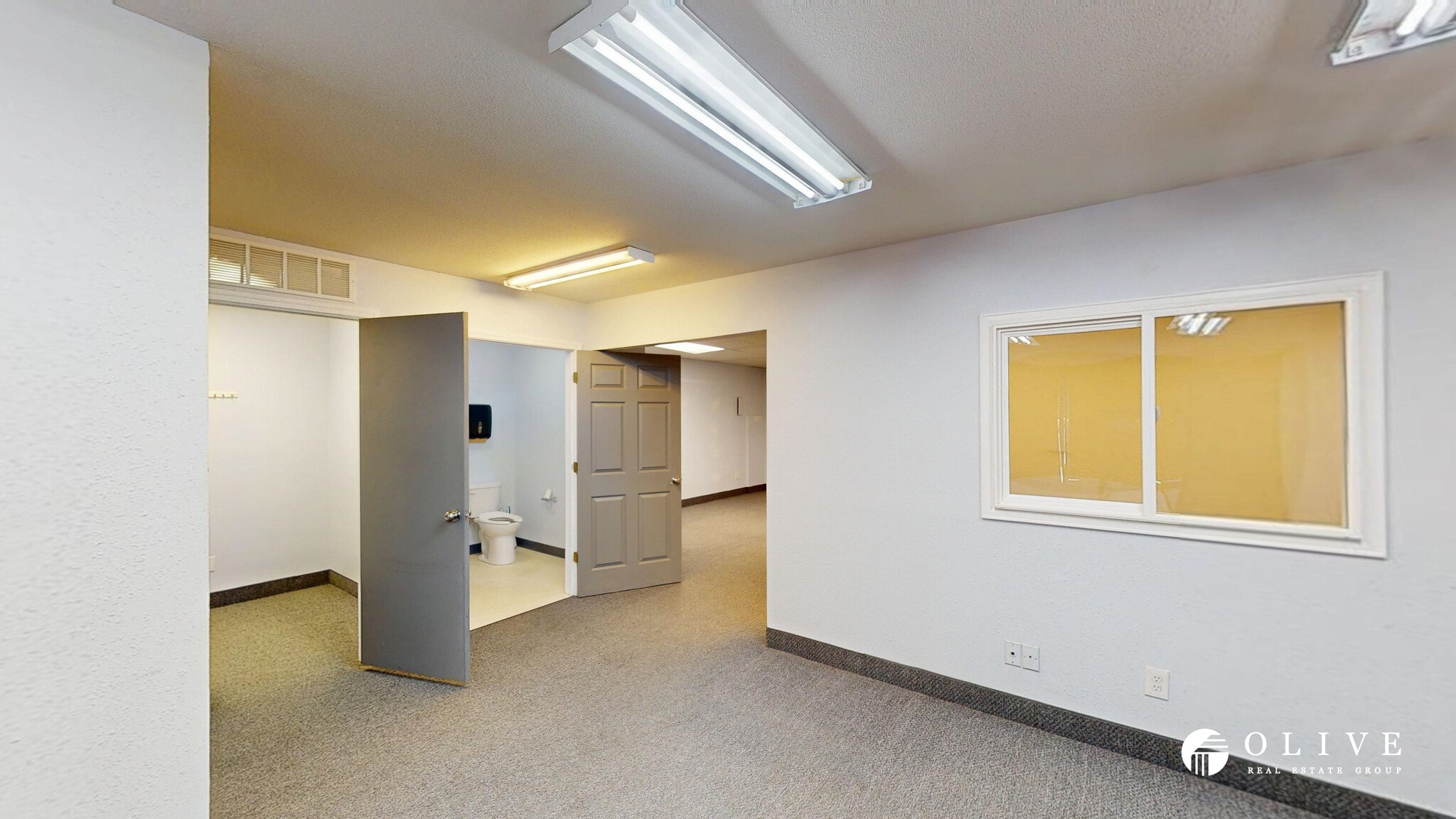 901-927 E Fillmore St, Colorado Springs, CO à louer Photo intérieure– Image 1 sur 9