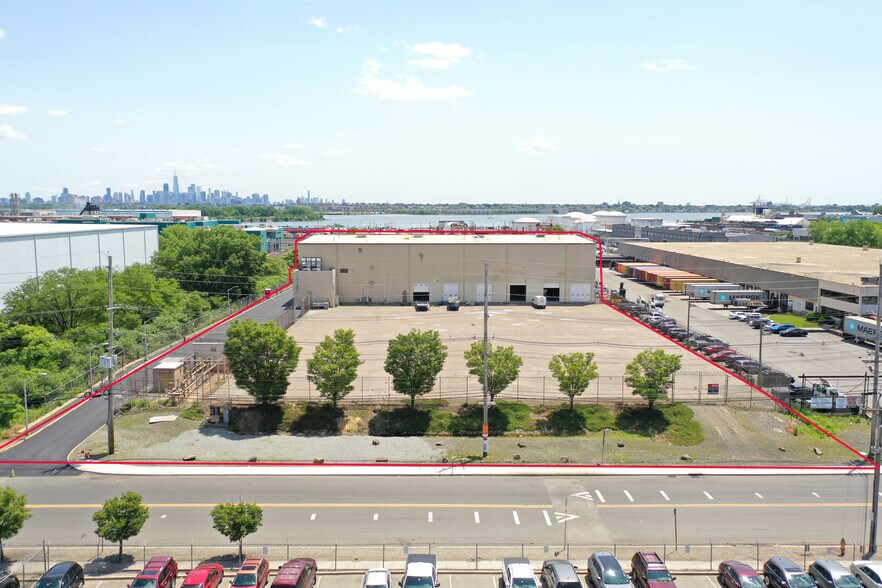 449 Doremus Ave, Newark, NJ à louer - Photo de l’immeuble – Image 2 sur 4