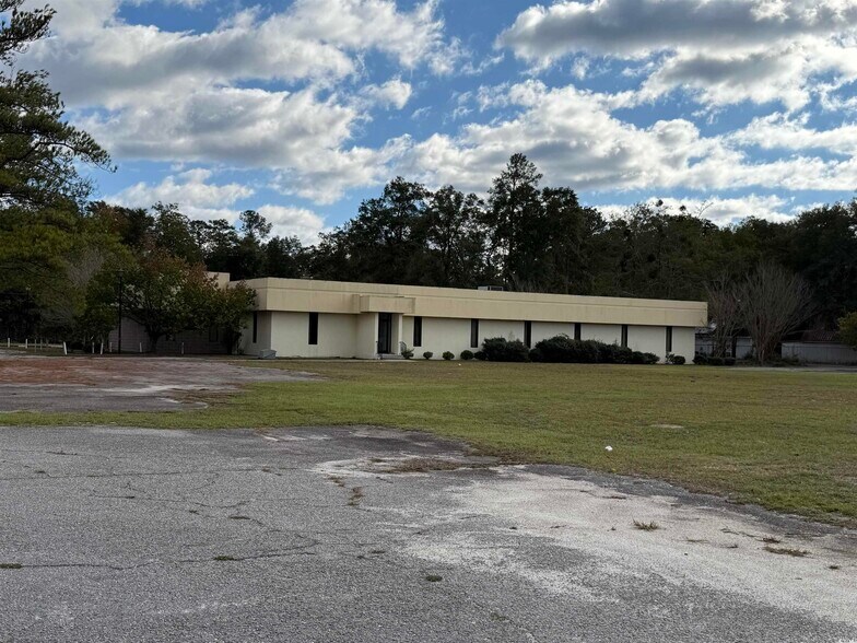 1500 N Longstreet St, Kingstree, SC à vendre - Photo de l’immeuble – Image 2 sur 5