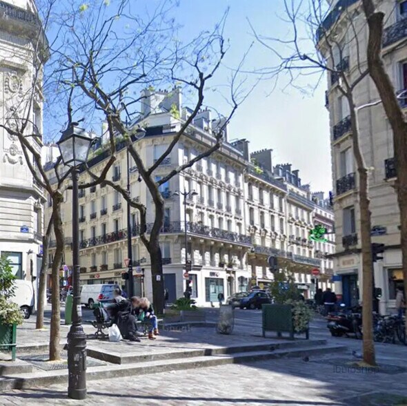 Local commercial dans Paris à louer - Photo de l’immeuble – Image 1 sur 4