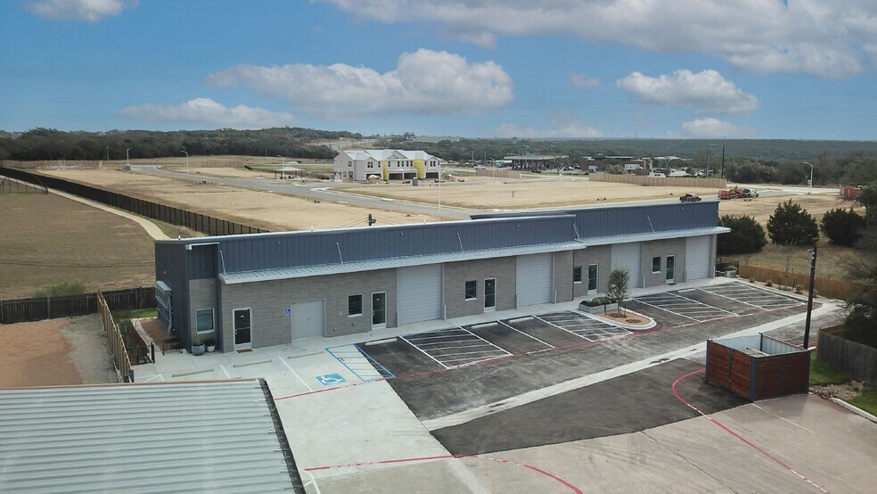 1706 Hur Industrial Blvd, Cedar Park, TX à louer - Photo de l’immeuble – Image 2 sur 14