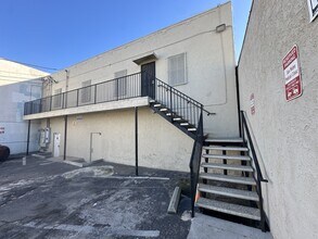 4061 Whittier Blvd, Los Angeles, CA à louer Photo de l’immeuble– Image 2 sur 7