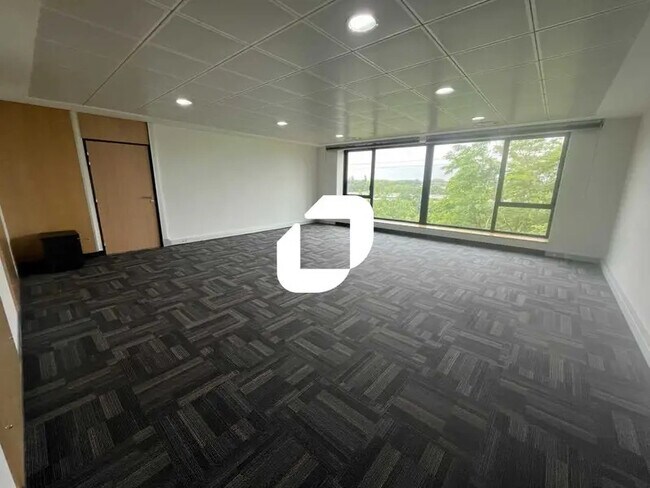 Plus de détails pour Bureau à vendre