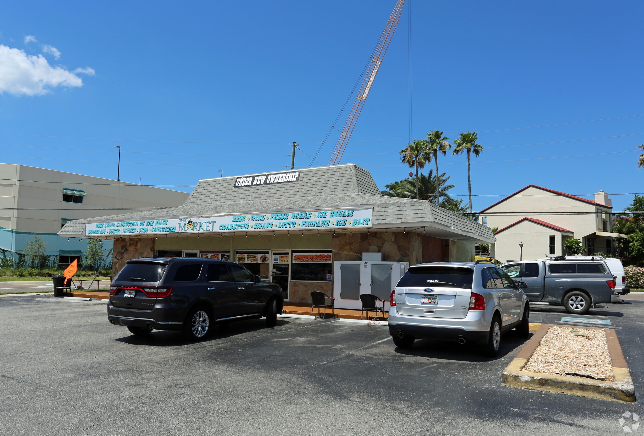 280 Windward Rd, Clearwater Beach, FL à louer Photo principale– Image 1 sur 3