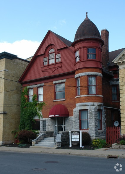 1 Hopper St, Utica, NY à vendre - Photo de l’immeuble – Image 2 sur 23
