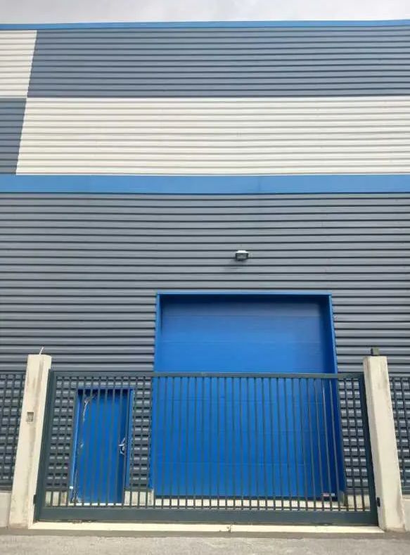 Industriel/Logistique dans Vitry-sur-Seine à louer Photo de l’immeuble– Image 1 sur 7