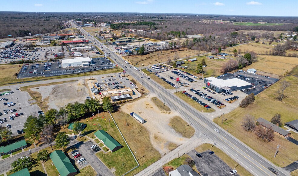 Hillsboro Blvd & Roberts Blvd, Manchester, TN à louer - Photo de l’immeuble – Image 3 sur 6