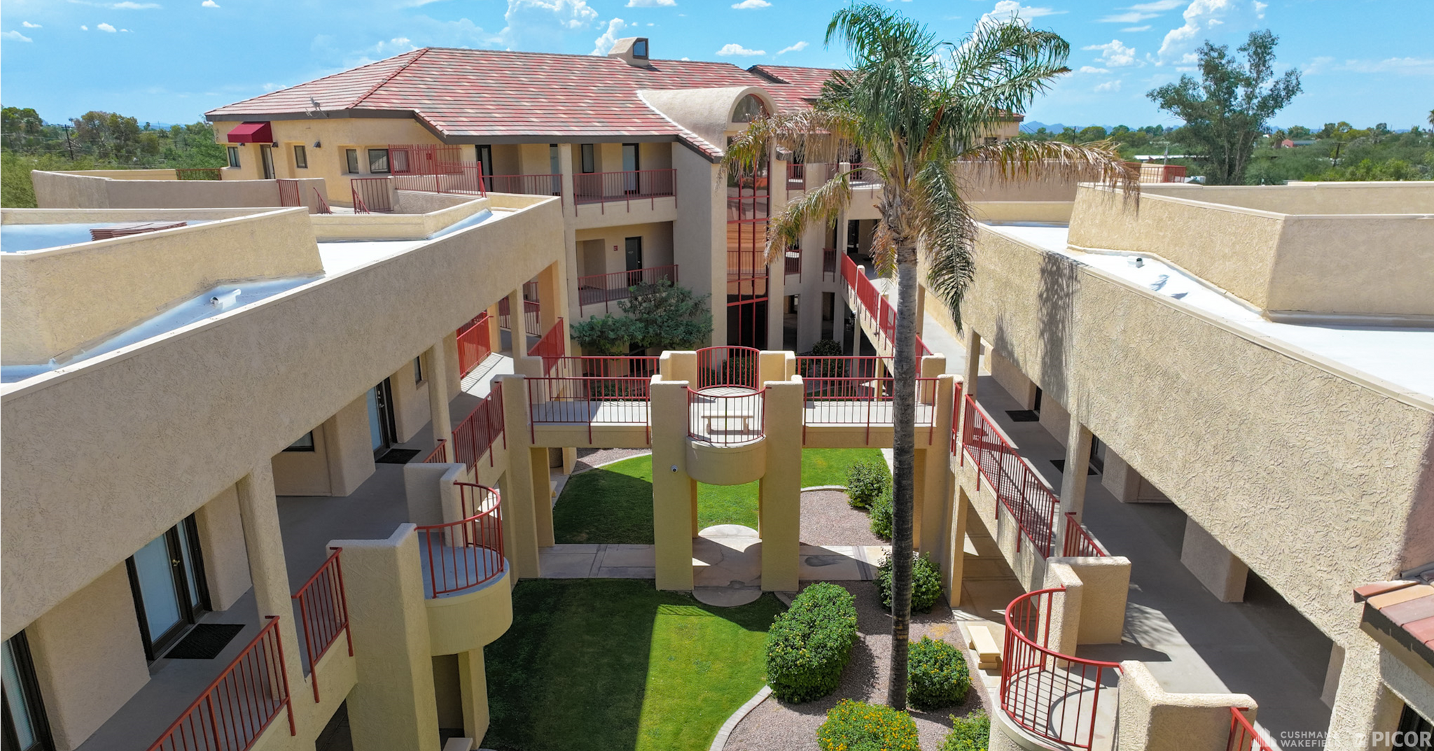 1661 N Swan Rd, Tucson, AZ à louer Photo intérieure– Image 1 sur 6