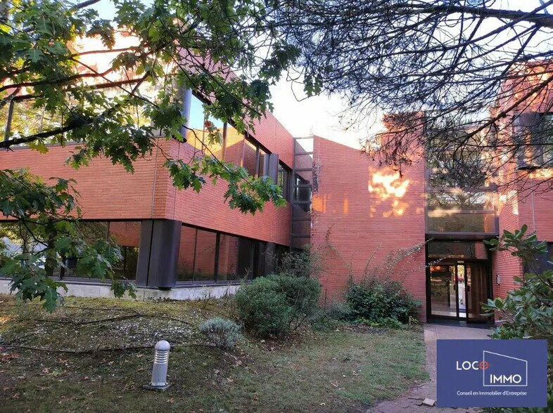Bureau dans Mérignac à louer - Photo de l’immeuble – Image 2 sur 3