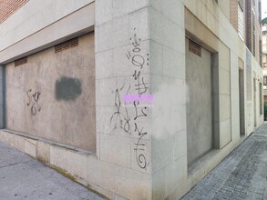 Local commercial dans Badalona, Barcelona à louer Photo intérieure– Image 1 sur 5