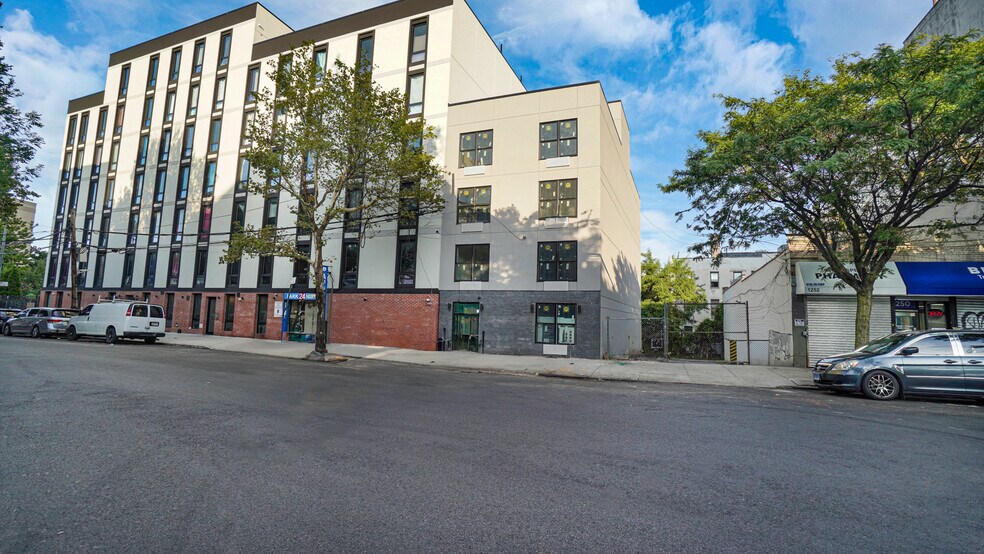 1256 Shakespeare Ave, Bronx, NY à vendre - Photo de l’immeuble – Image 3 sur 29