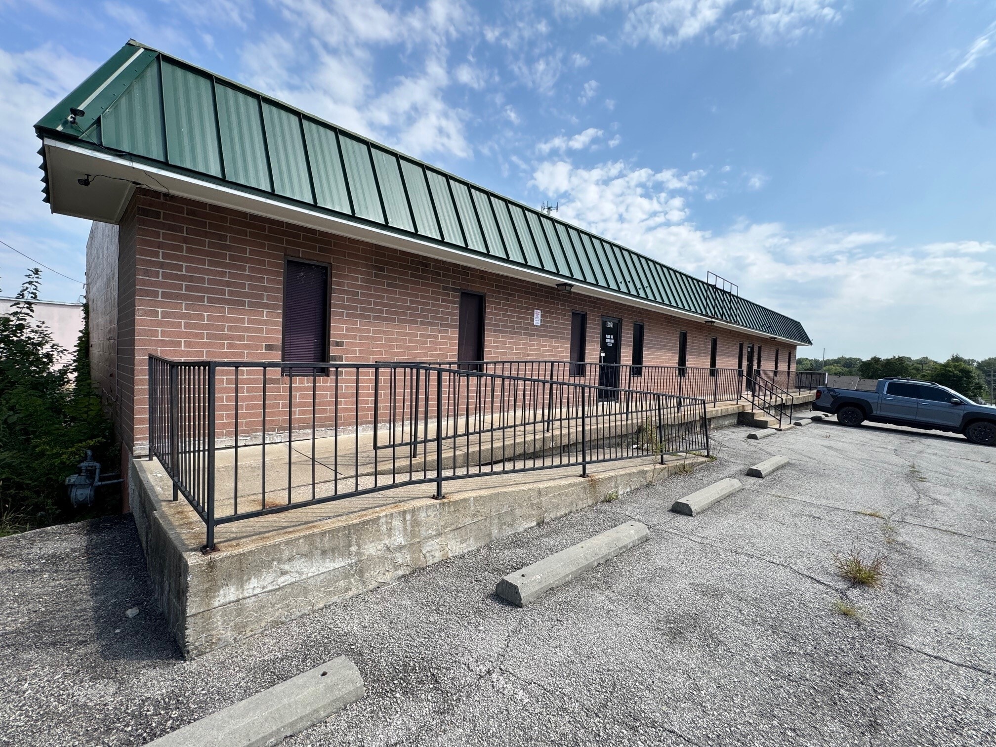 4609 S Norfleet Rd, Independence, MO à vendre Photo intérieure– Image 1 sur 5
