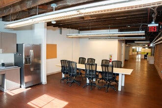 806 W Hamilton St, Allentown, PA à louer Photo intérieure– Image 2 sur 6