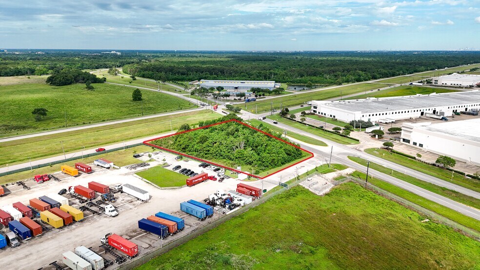 Red Bluff Rd & Bay Area Blvd, Pasadena, TX à vendre - Photo de l’immeuble – Image 1 sur 2
