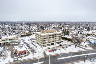 3131 Boul de la Concorde E, Laval, QC - VUE AÉRIENNE  vue de carte