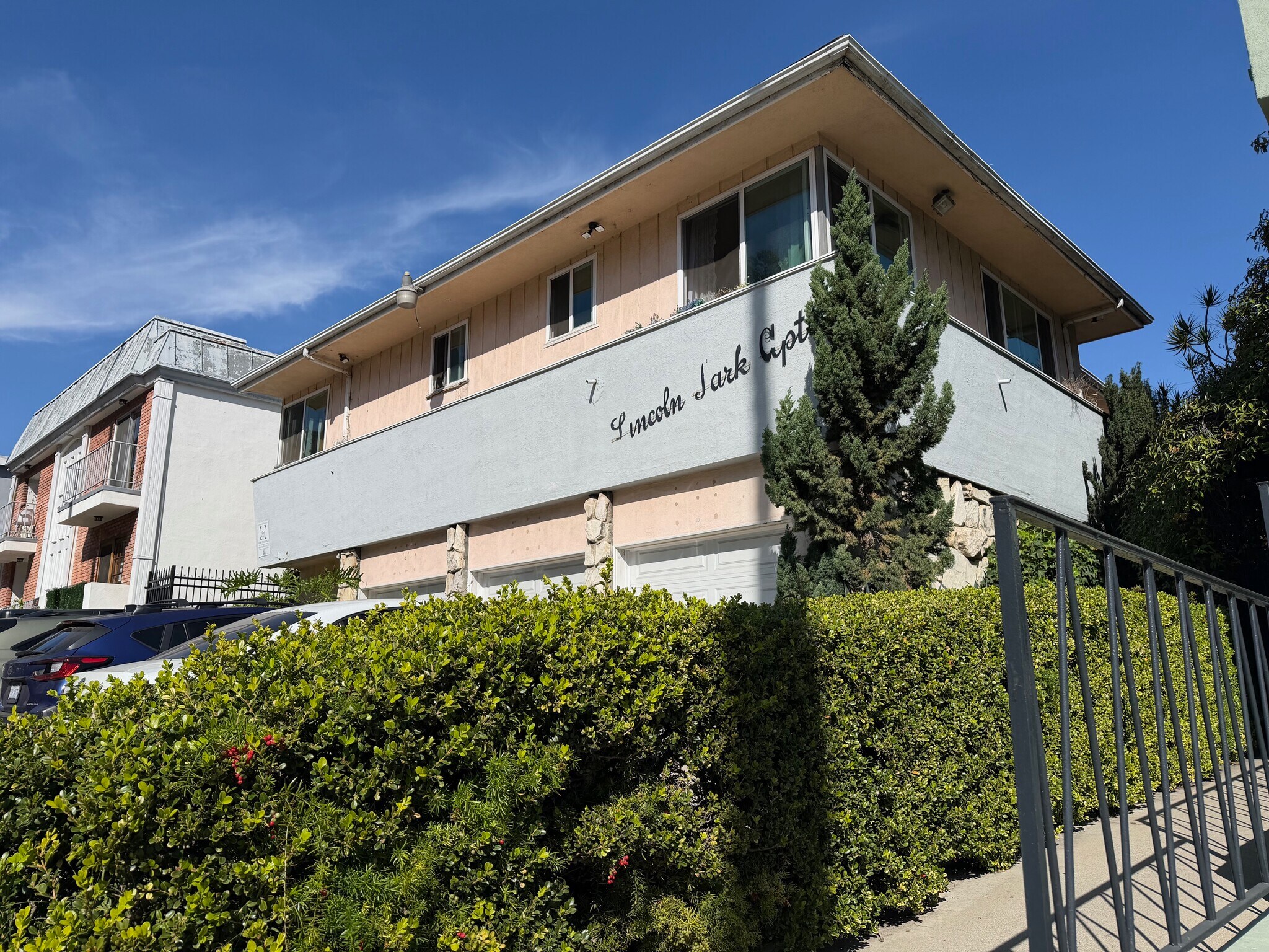 1129 Lincoln Blvd, Santa Monica, CA à vendre Photo principale– Image 1 sur 6