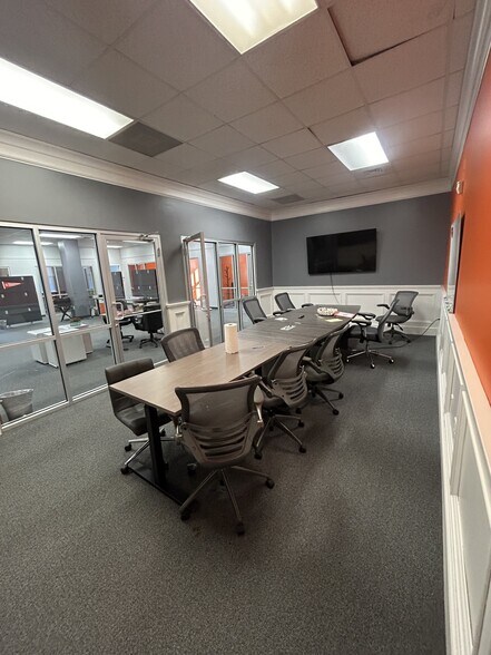 550 Long Point Rd, Mount Pleasant, SC à louer - Photo intérieure – Image 3 sur 28