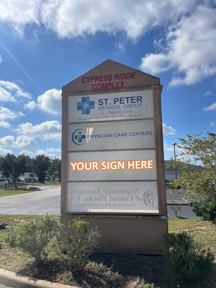 295 Patterson Rd, Haines City, FL à louer - Photo de l’immeuble – Image 2 sur 3