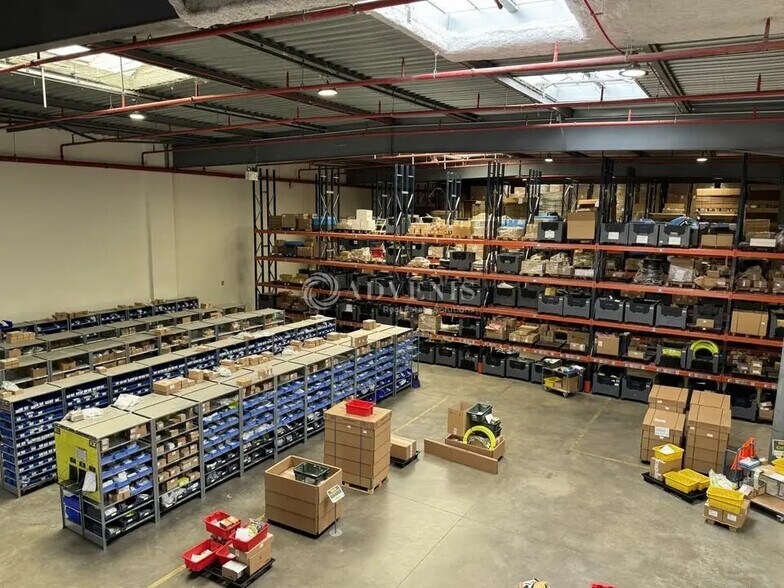 Industriel/Logistique dans Stains à louer - Photo intérieure – Image 2 sur 7