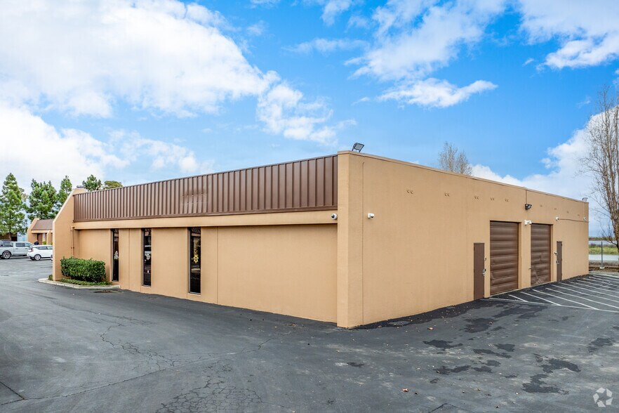 14731-14743 Catalina St, San Leandro, CA à louer - Photo de l’immeuble – Image 2 sur 4