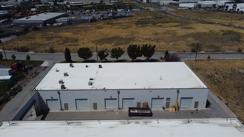 1745 Milestone Dr, Salt Lake City, UT à louer - Photo de l’immeuble – Image 3 sur 5