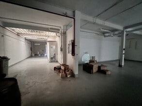 Bureaux/Local commercial dans Madrid, Madrid à louer Photo intérieure– Image 1 sur 37