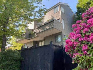 Plus de détails pour 3495 W 4th Ave, Vancouver, BC - Logement à vendre