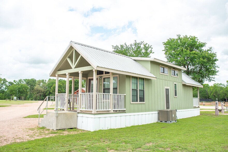 10618 E US Highway 290, Fredericksburg, TX à vendre - Photo de l’immeuble – Image 2 sur 8