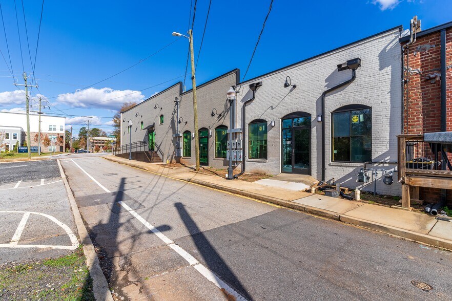 4469 Marietta St, Powder Springs, GA à louer - Photo de l’immeuble – Image 2 sur 8