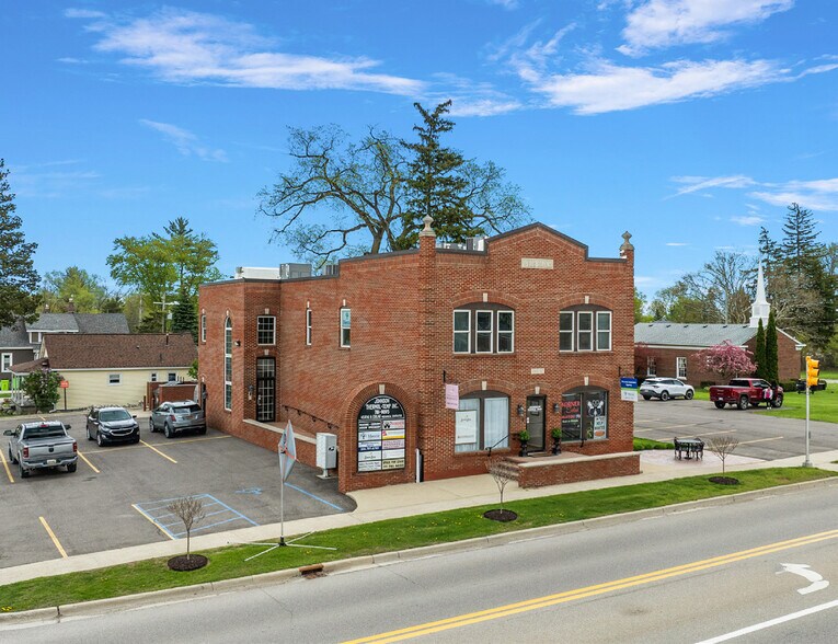 58540 Van Dyke Ave, Washington, MI à vendre - Photo de l’immeuble – Image 2 sur 16