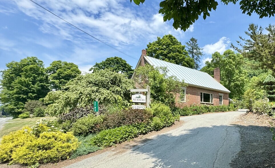 3782 VT-113 Rt, Thetford Center, VT à vendre - Photo principale – Image 1 sur 7